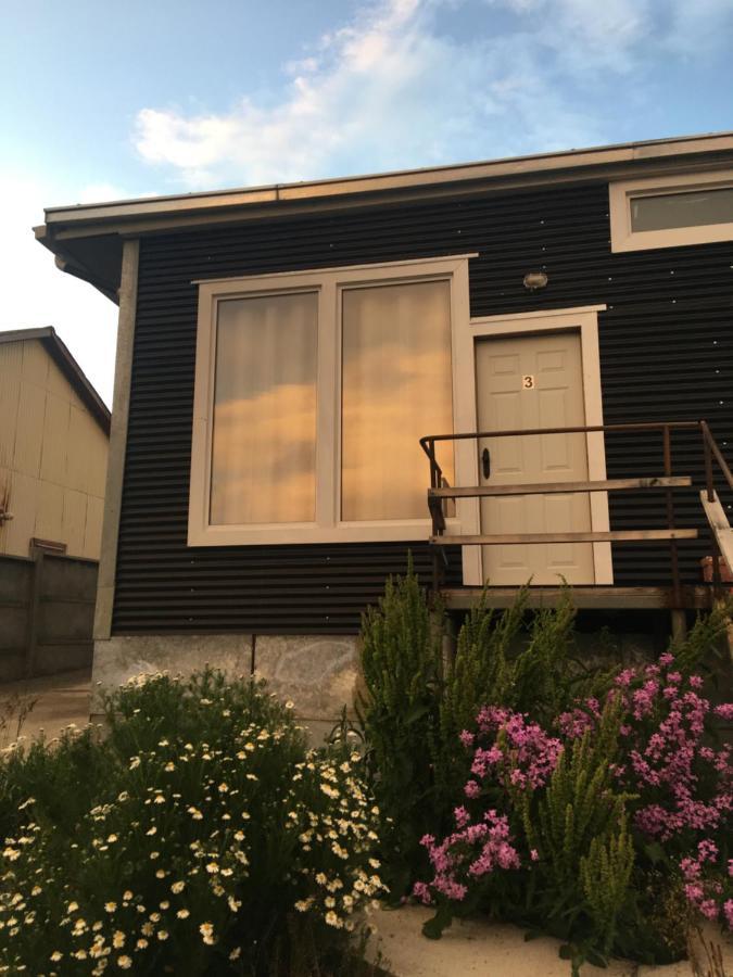 Hostal El Meson Punta Arenas Exterior photo